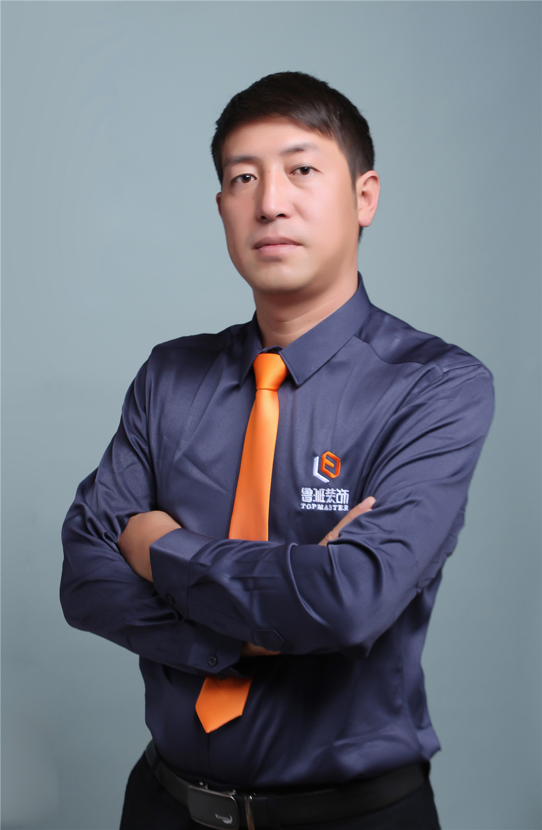 何顯貴